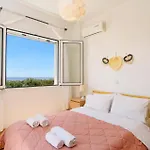 וילה Sophie גנאדי