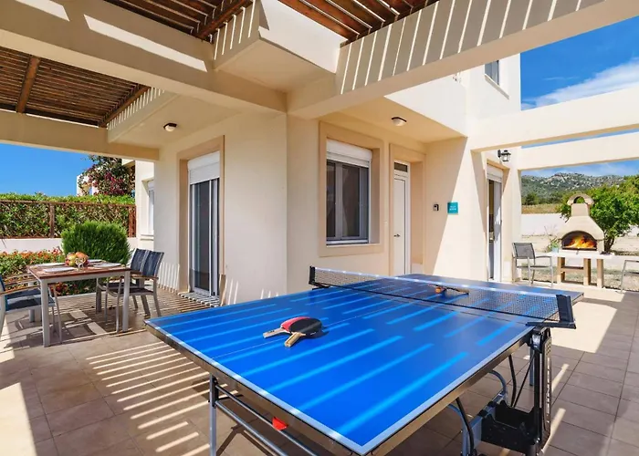 Sophie Villa Gennadi